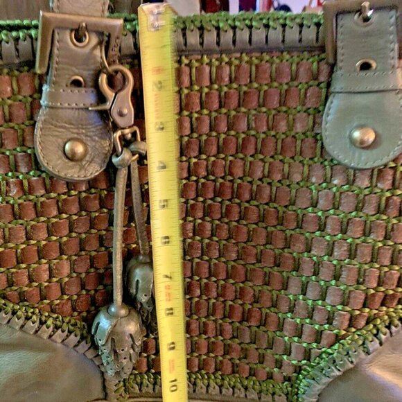 ISABELLA FIORE TUCK DELUX WEAVED PINECONE TASSELED TOTE HANDBAG PURSE GREEN - Picture 10 of 13